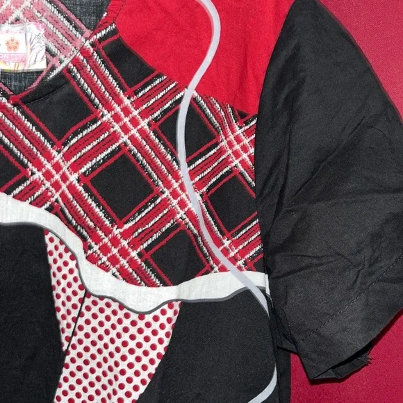 NWOT Koi scrub top size Large - Picture 7 of 11